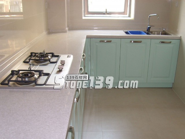 廚房臺面選石英石 如果開裂后是換還是修