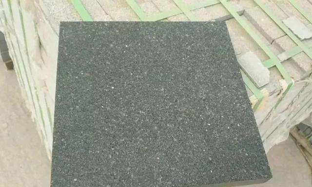 沒了蒙古黑和芝麻黑在中國我們還能找出哪些黑石來替代？