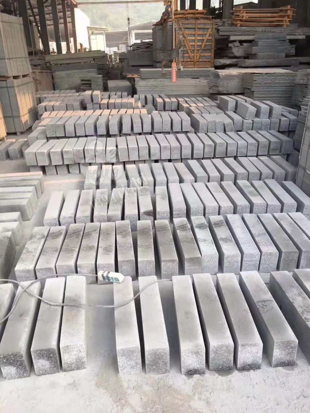 福建老礦芝麻黑G654石材廠家【福城石材】分享各種芝麻黑產品