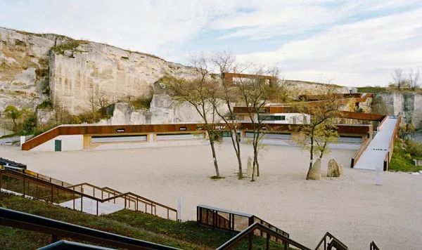 礦山采石場(chǎng)再利用,這座采石場(chǎng)被列入世界文化遺產(chǎn)