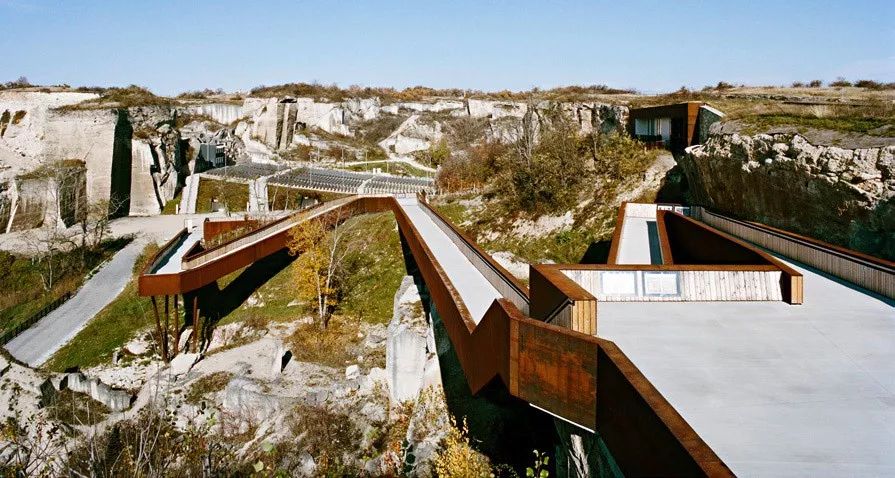 礦山采石場(chǎng)再利用,這座采石場(chǎng)被列入世界文化遺產(chǎn)