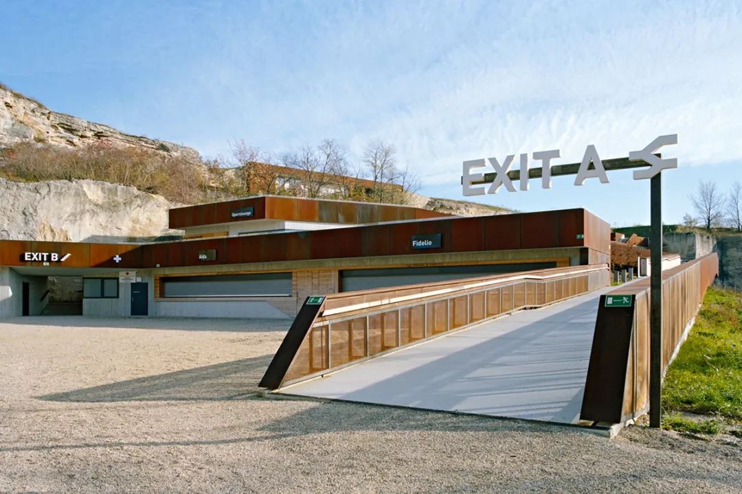 礦山采石場(chǎng)再利用,這座采石場(chǎng)被列入世界文化遺產(chǎn)