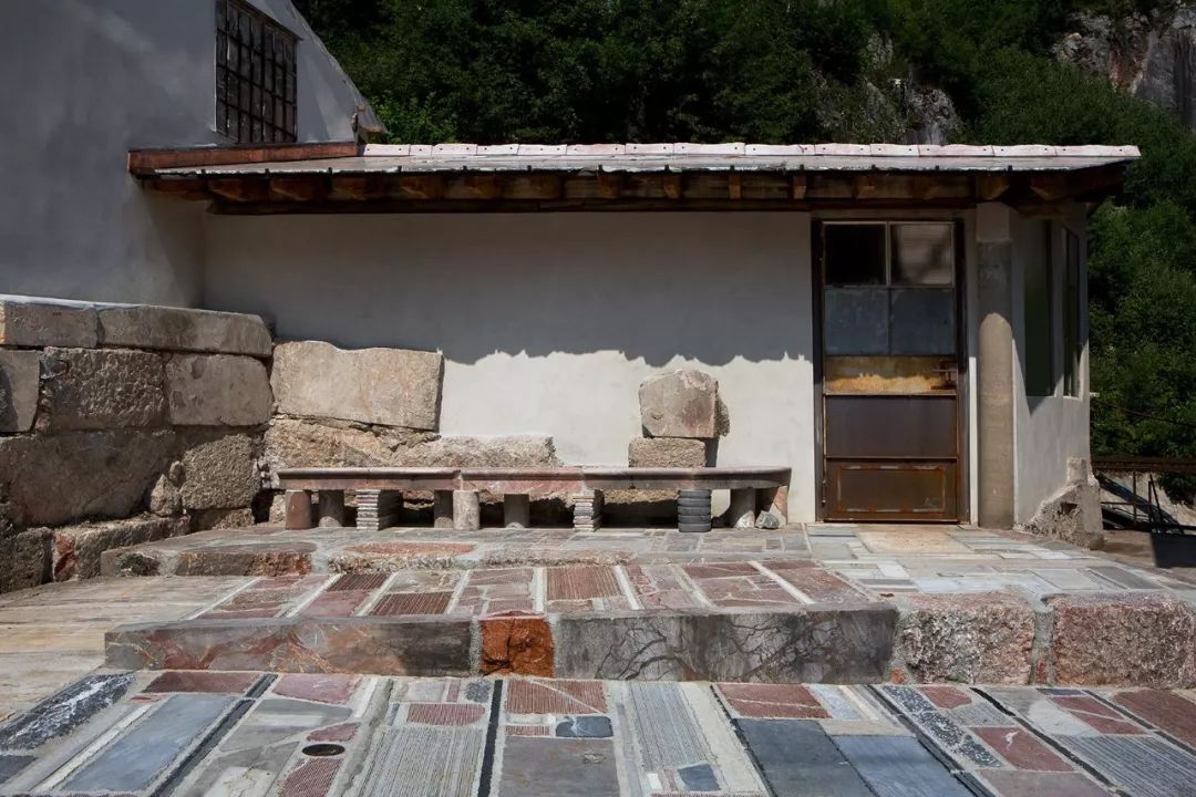 礦山采石場(chǎng)再利用,這座采石場(chǎng)被列入世界文化遺產(chǎn)