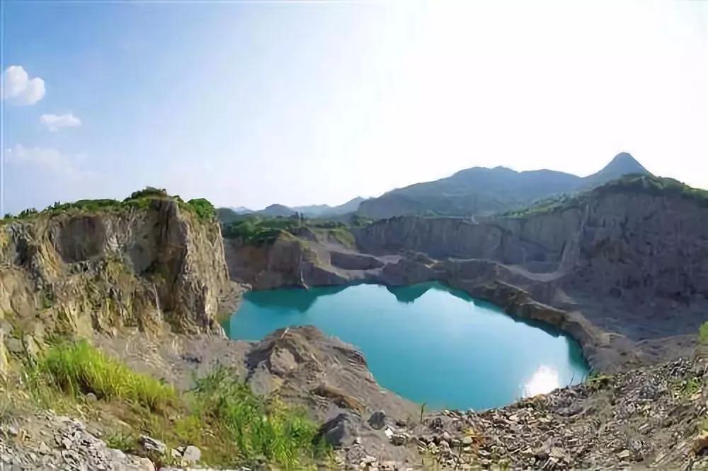 2019全國礦山開始網上登記，未來石材行業將更為規范。