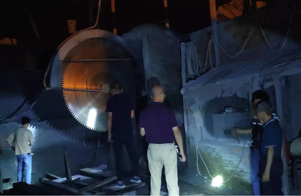 福鼎生態(tài)環(huán)境局突擊檢查石材企業(yè),推進石材行業(yè)升級工作