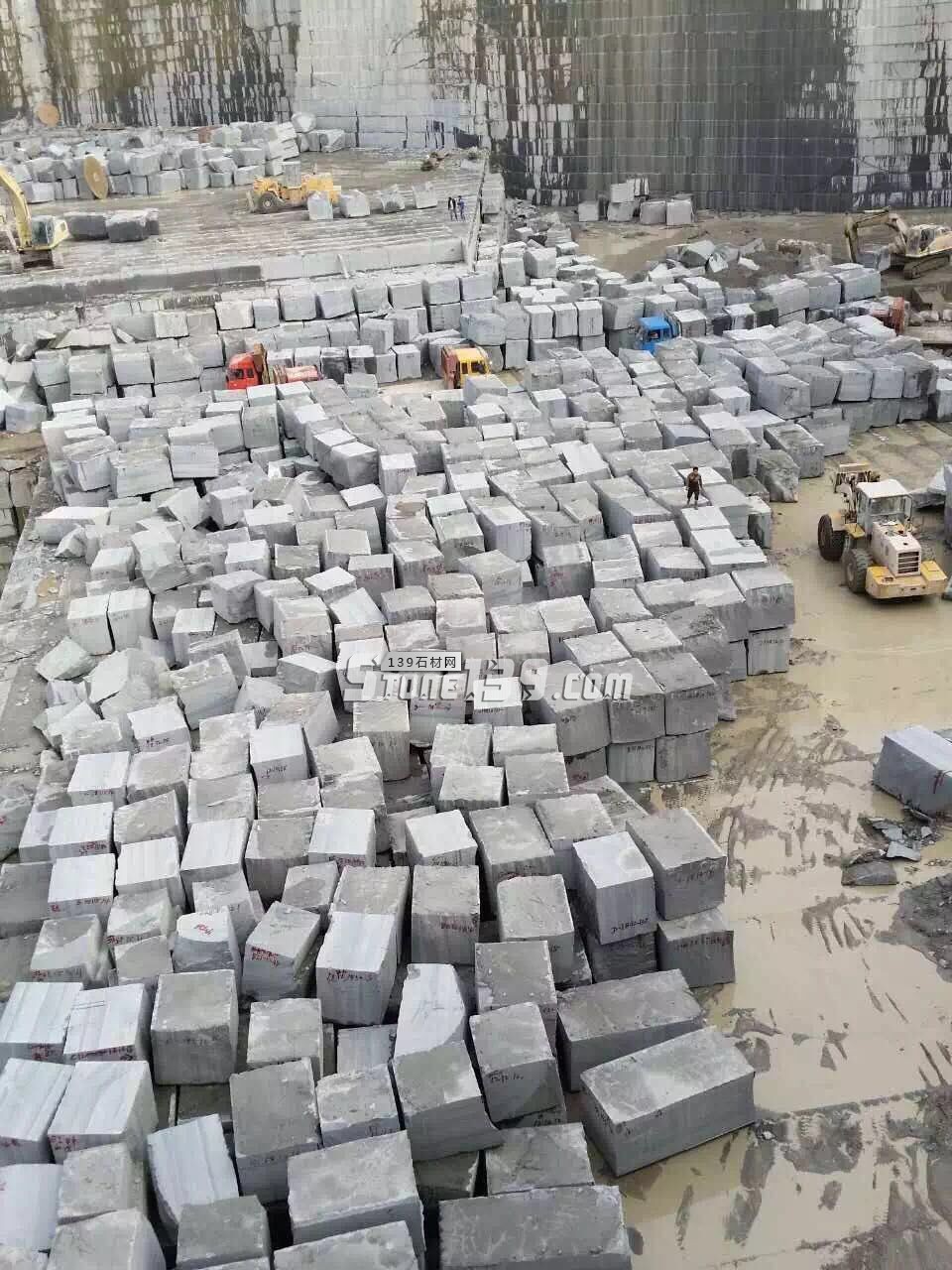 關于試點實施長泰縣吳田山礦區廢礦石固體廢棄物回收綜合利用生產機制砂 項目的報告