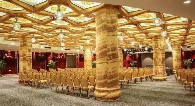 石材人來廈門都喜歡睡這個酒店,原因是為了看豪華的石材