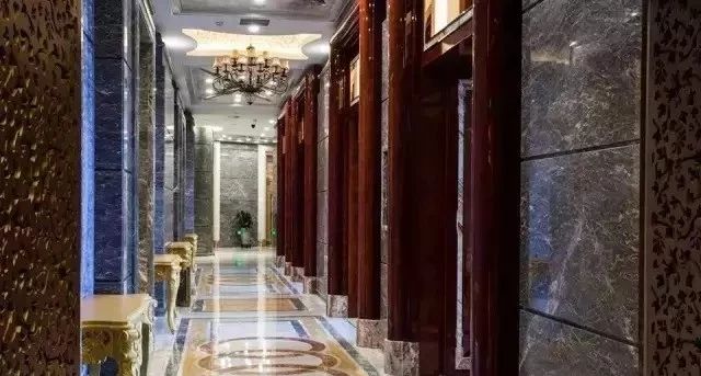 石材人來廈門都喜歡睡這個酒店,原因是為了看豪華的石材