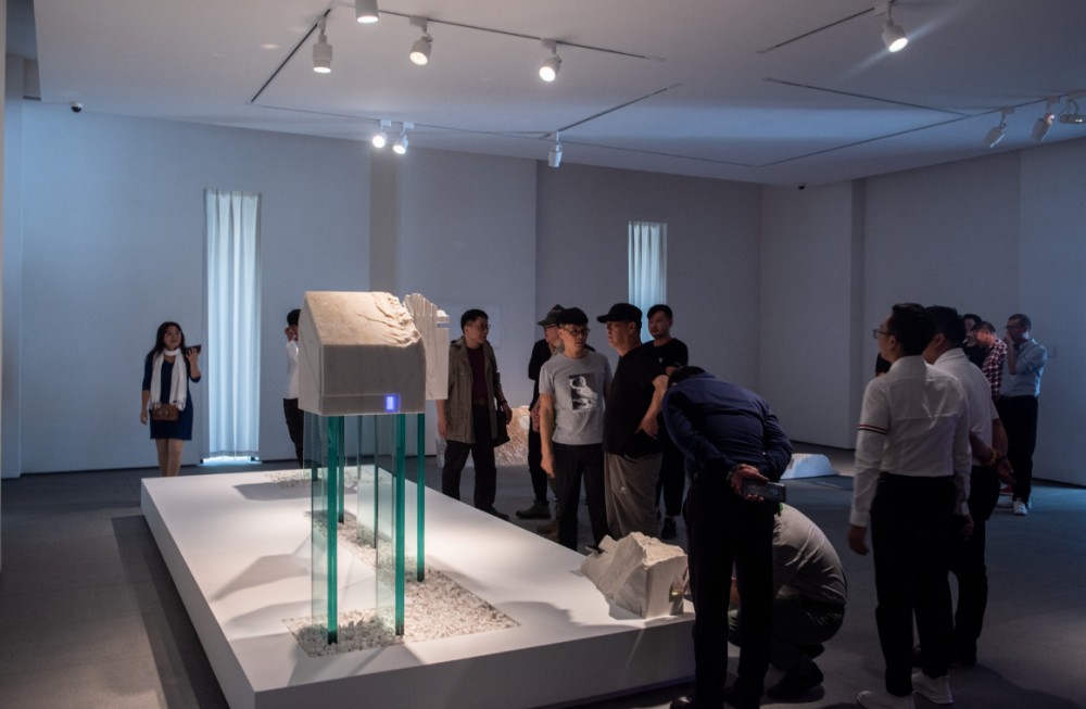 泉州惠安崇武半島鼎立藝術館 廢料石雕展品