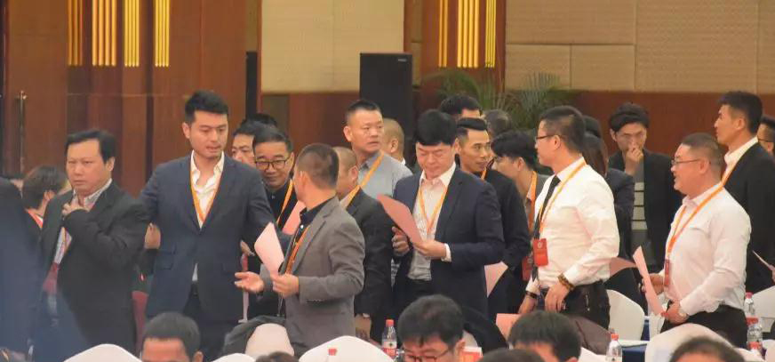 華輝石材股份董事長王清安當(dāng)選全國工商聯(lián)石材業(yè)商會(huì)第四屆理事會(huì)首任輪值會(huì)長