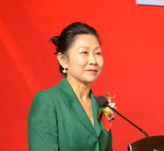 華輝石材股份董事長王清安當(dāng)選全國工商聯(lián)石材業(yè)商會(huì)第四屆理事會(huì)首任輪值會(huì)長