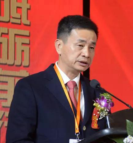 華輝石材股份董事長王清安當(dāng)選全國工商聯(lián)石材業(yè)商會(huì)第四屆理事會(huì)首任輪值會(huì)長