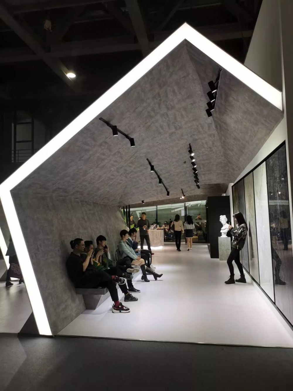 2019廣州設(shè)計(jì)周,石材軍團(tuán)閃亮登場(chǎng)