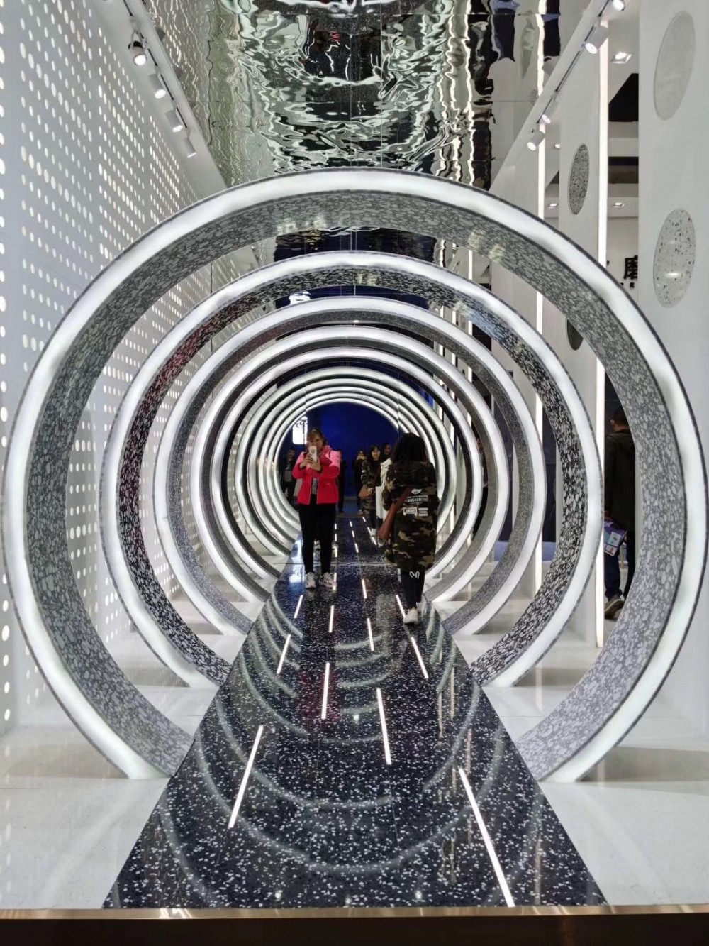 2019廣州設(shè)計(jì)周，石材軍團(tuán)閃亮登場(chǎng) 