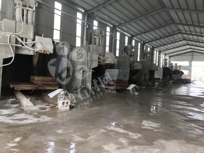 四川茗源石材主要經營萬源青石、欄桿護欄、路沿石、市政工程青石訂單