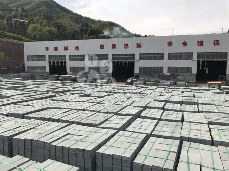 四川茗源石材主要經營萬源青石、欄桿護欄、路沿石、市政工程青石訂單