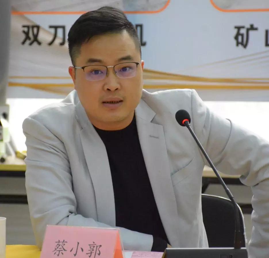 中國石材機(jī)械輔料產(chǎn)業(yè)發(fā)展專家研討會(huì)在水頭召開