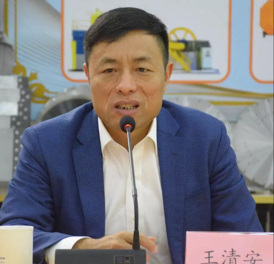 中國石材機(jī)械輔料產(chǎn)業(yè)發(fā)展專家研討會(huì)在水頭召開