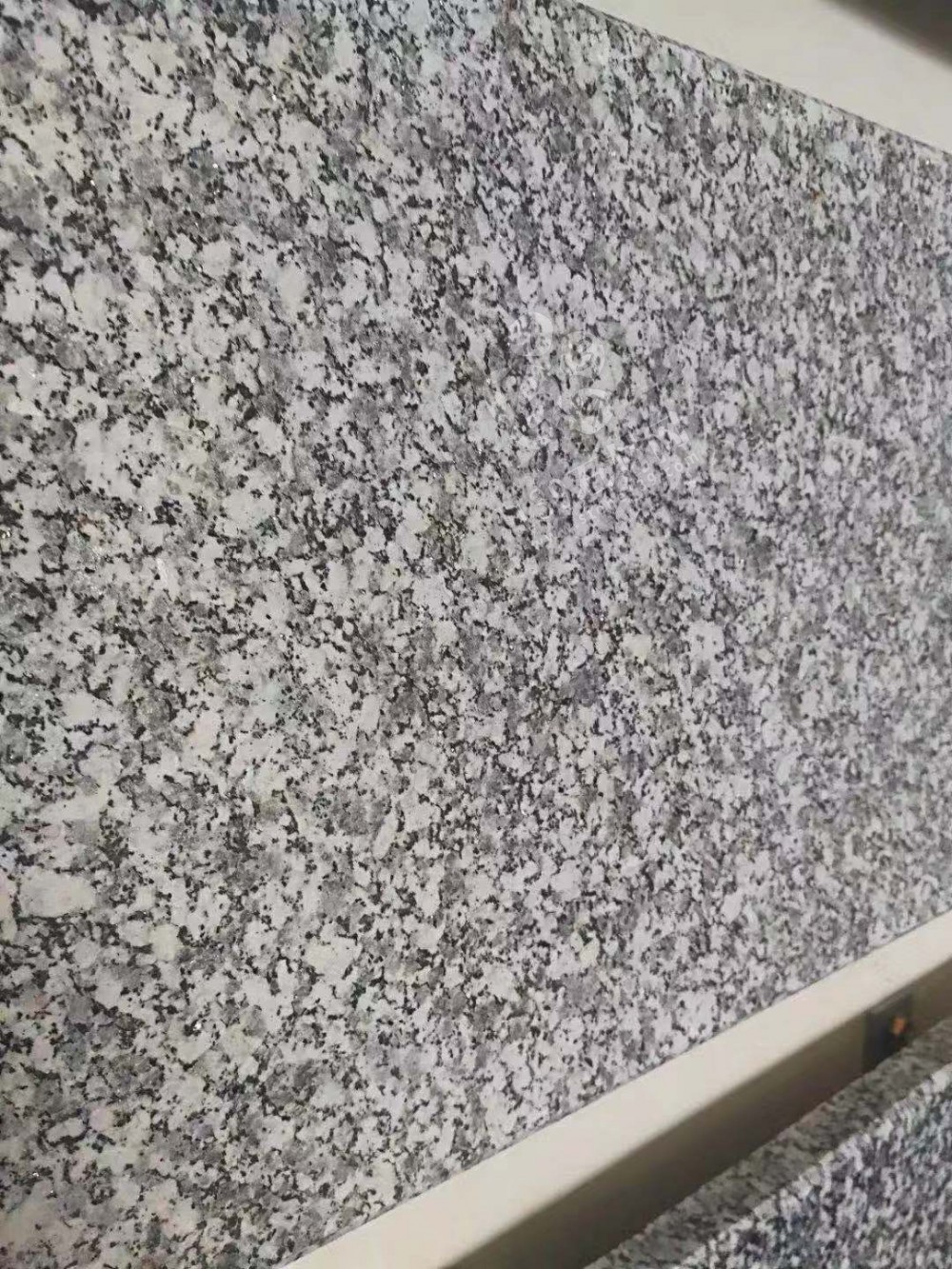 湖南芝麻灰溆浦廠家福華石材主營芝麻灰、芝麻黑654、芝麻白、小冰花、G688#