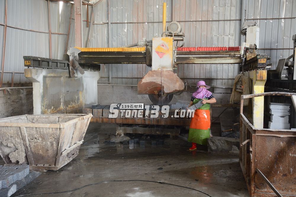 一立方石材可以切多少平方？石材加工成材率和損耗知識