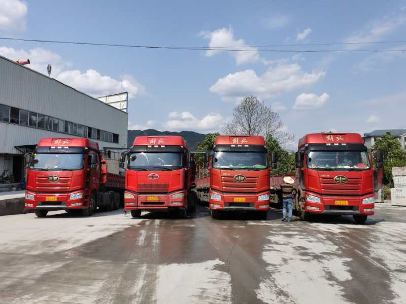 五蓮石材復工裝車頻繁 石材產(chǎn)業(yè)園發(fā)出600余車次,庫存將售罄