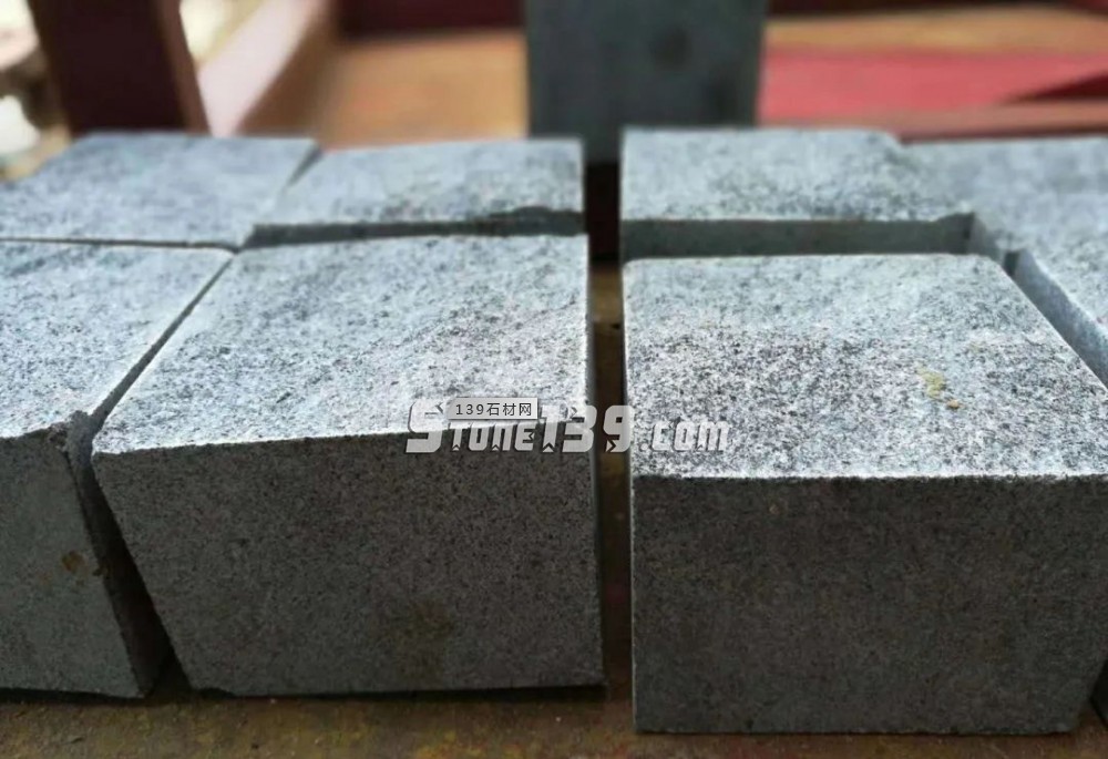 花崗巖小方塊(馬蹄石、滾石)欣賞(52圖)