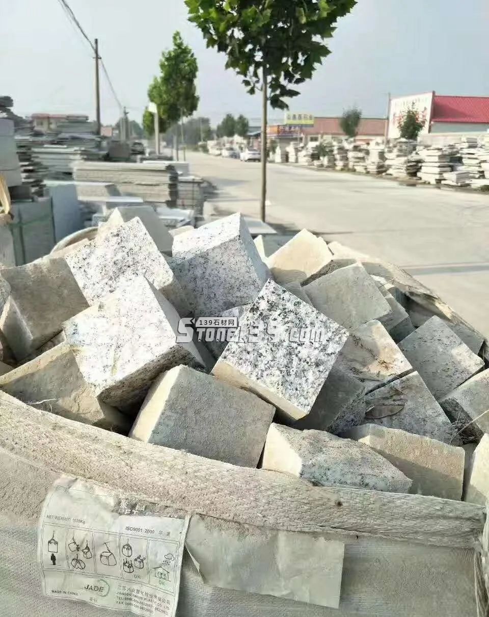 花崗巖小方塊(馬蹄石、滾石)欣賞(52圖)