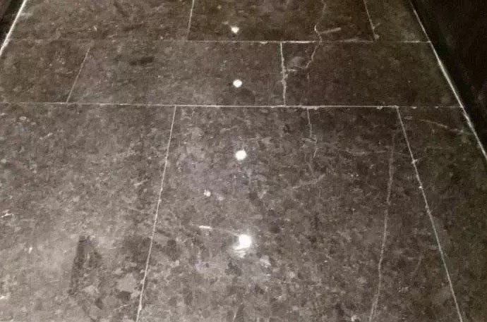 新房大理石地板為什么會空鼓？都是哪些原因造成的？