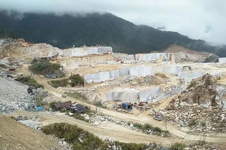 廣西最美白色大理石產區,平桂區全力推進企業復工復產!附廣西白欣賞!