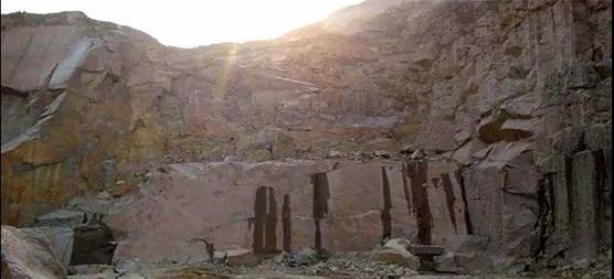 需融資4.5億“將軍紅”花崗巖礦權轉讓!附:平邑花崗巖“將軍紅”名稱的來歷!