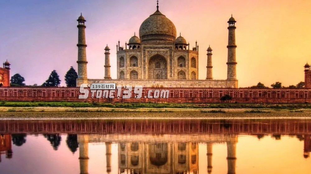 疫情風(fēng)暴下進(jìn)口石材漲價(jià)潮:黑金沙,印度紅等有的荒料飆升600元以上!