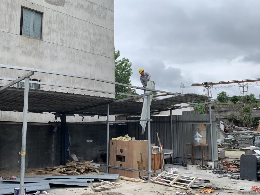 （浙江654產地）桐廬縣鐘山鄉繼續開展石材行業整治，推進石材企業拆除工作