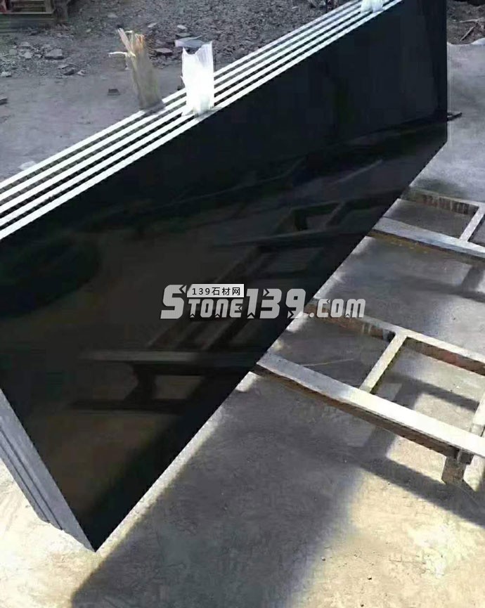 目前最便宜的黑石(湛江黑)產地廣東雷州市召開非法石材場整治工作推進會