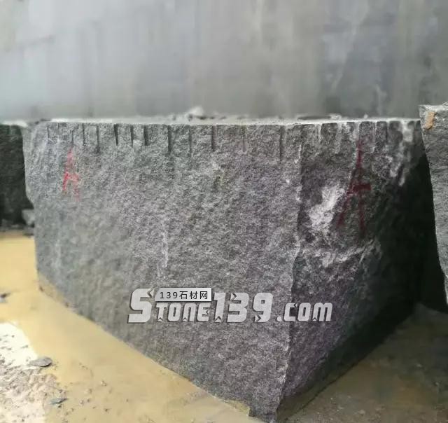 廣西芝麻黑產地鐘山縣黨政主要領導率隊深入花崗巖石材企業開展專項調研,附產品欣賞!