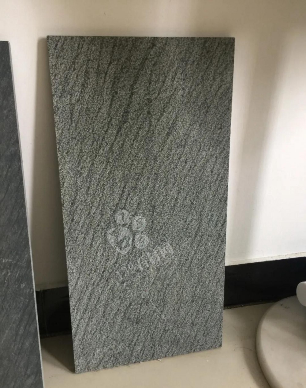 江西省安福縣委書記等領(lǐng)導(dǎo)一行蒞臨方通石業(yè)視察指導(dǎo)!附江西吉安新品青石欣賞!