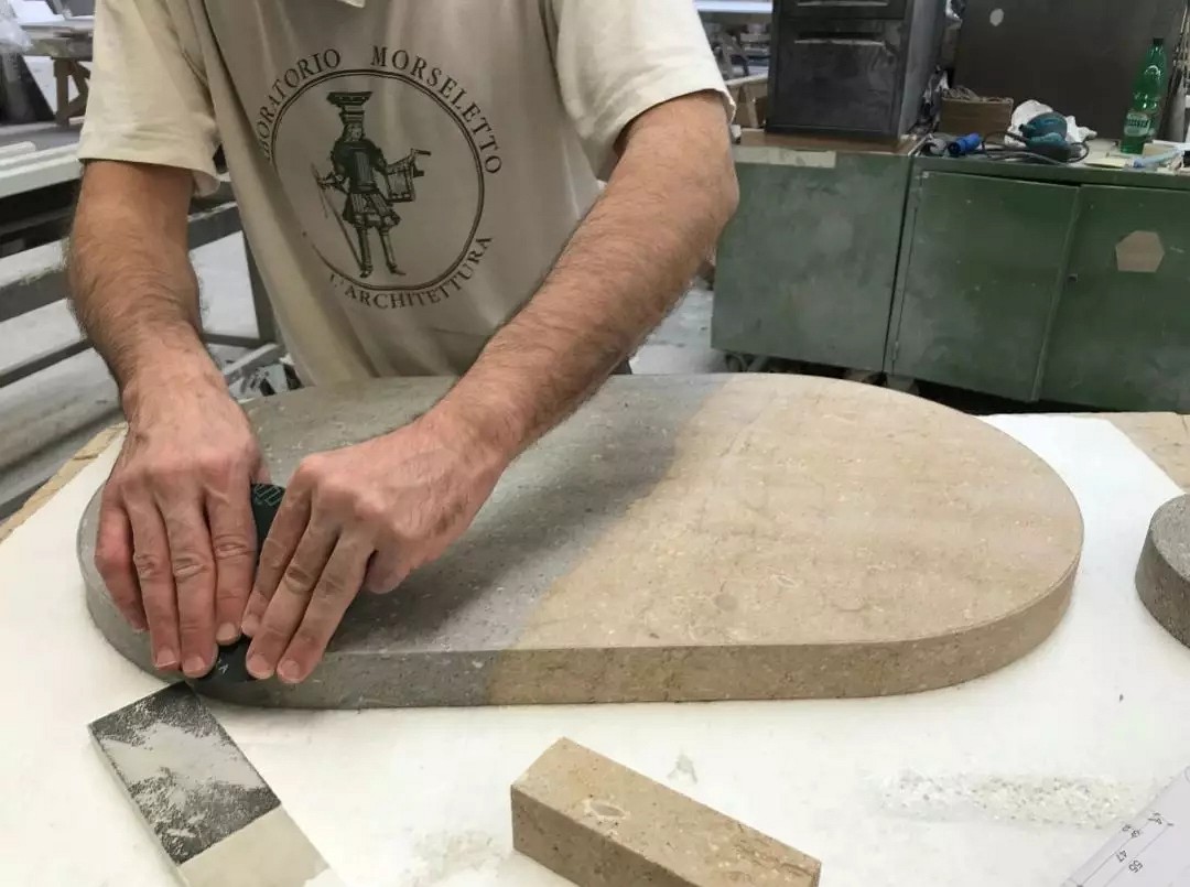 你說石材有色差是次品,那是你沒遇上好設計