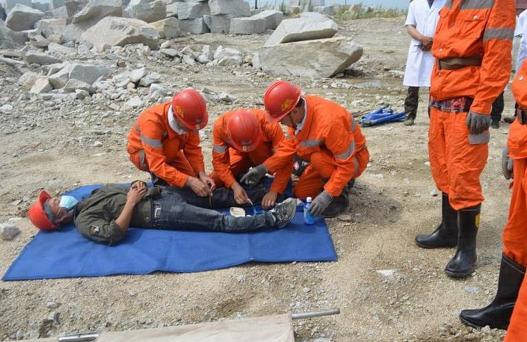 吉林蛟河市開展非煤礦山事故應急救援演練