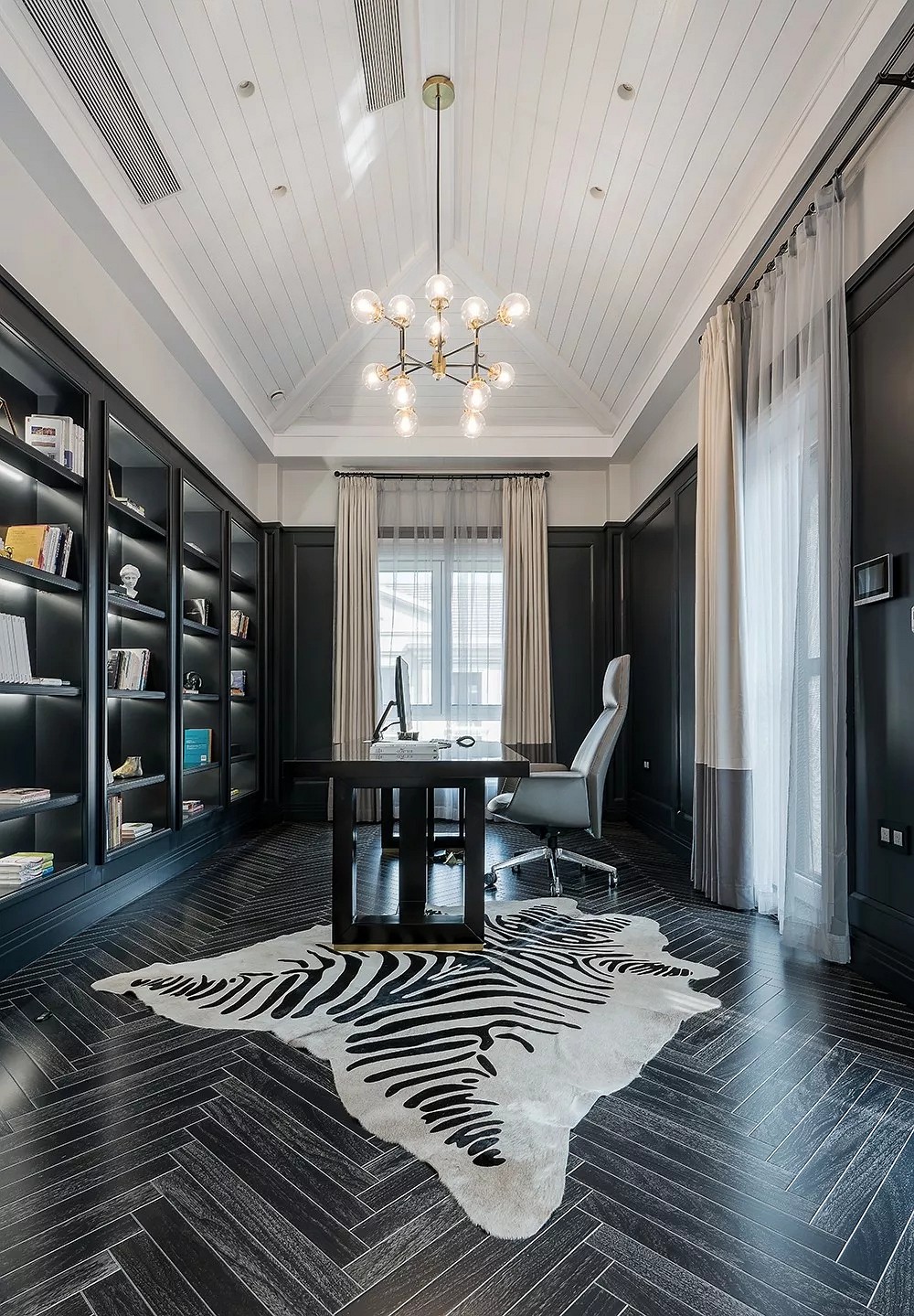 黑白大理石+金屬線，精致優雅的完美搭配