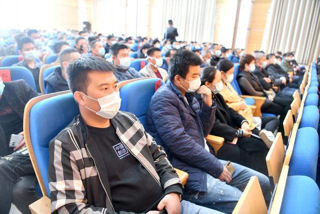 山東平邑縣召開石材行業(yè)環(huán)保整治推進(jìn)會，要求雷厲風(fēng)行抓環(huán)保 自我加壓求“新生”