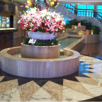 晏輝：用石材做的花盆真的人見人愛，每一款都獨具味道