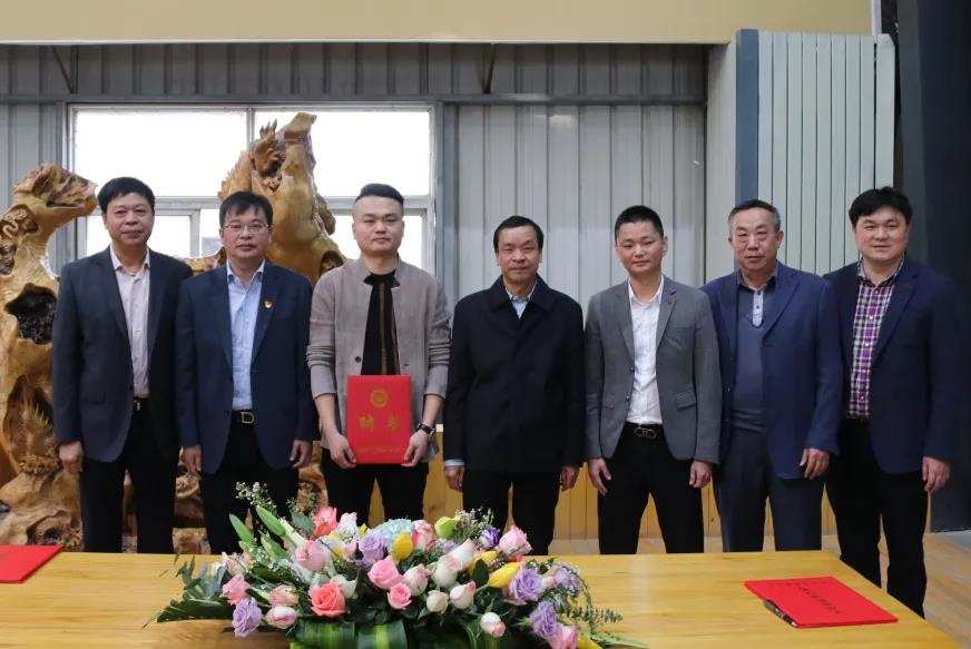 【石界大愛】近期，眾多石企認捐數千萬，用于開展扶貧濟困、文化教育等慈善公益活動