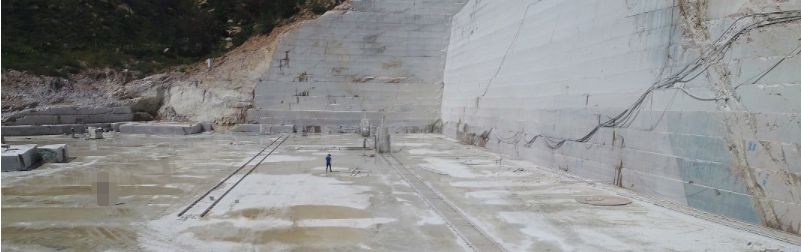 內(nèi)蒙古寧城縣某石場(chǎng)發(fā)料排序表，買荒料要排隊(duì)了，又要重現(xiàn)搶荒料了？附寧城紅欣賞！