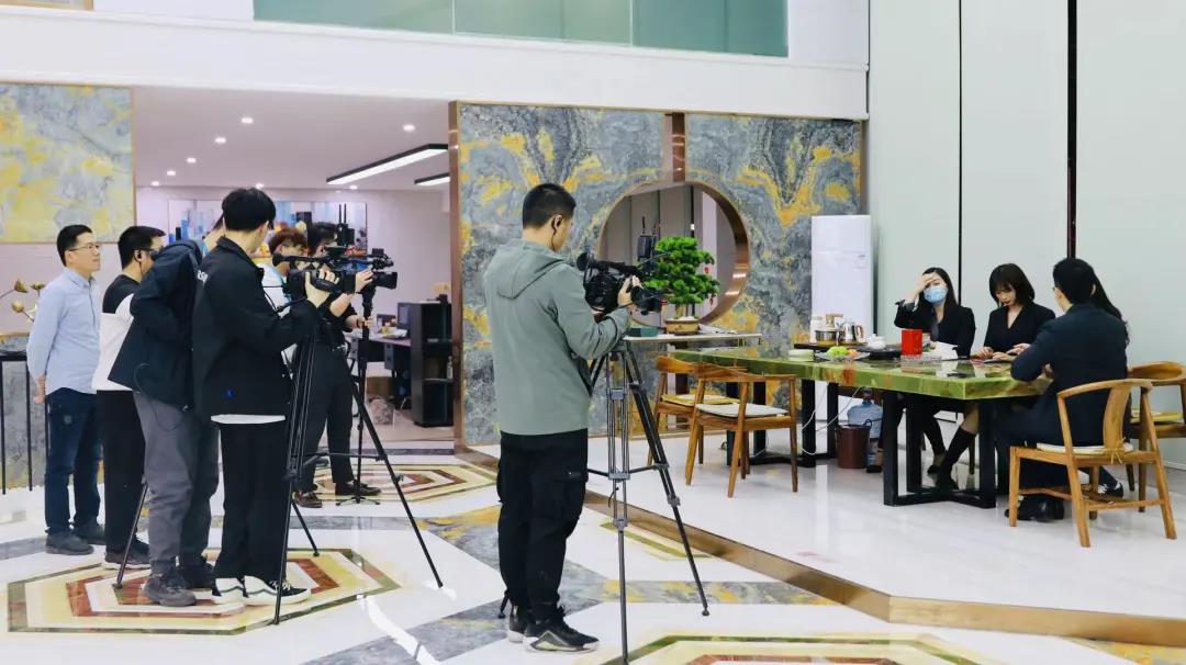 大開眼界!石尚路 我們帶你走進(jìn)水頭鵬翔石材城宏星玉石館直播玉石古典美