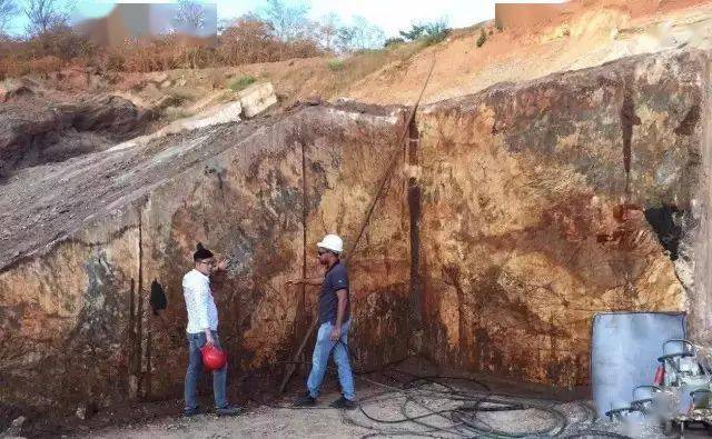 石材人的朋友圈是這樣發的,每一條都值10000個贊!