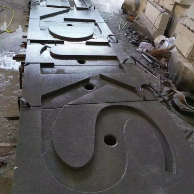 黑石門頭石刻字（現代藝術浮雕效果）