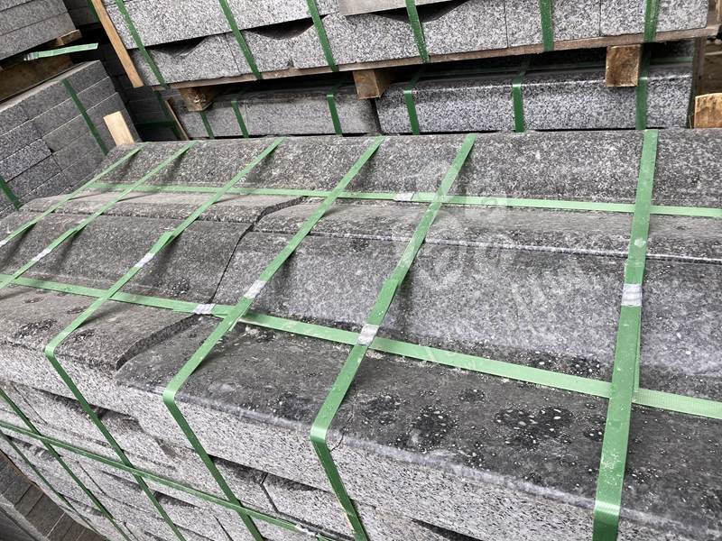 【榮興石材】主營廣西芝麻黑(鐘山青)