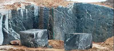 津巴布韋每噸1美元的黑色大理石,被出口歐洲成昂貴的建筑材料