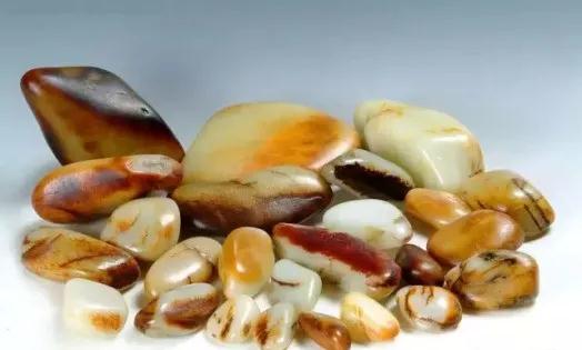 朱志謙:中國(guó)及東南亞國(guó)家部分玉石分布明細(xì)表