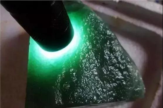 朱志謙:中國(guó)及東南亞國(guó)家部分玉石分布明細(xì)表