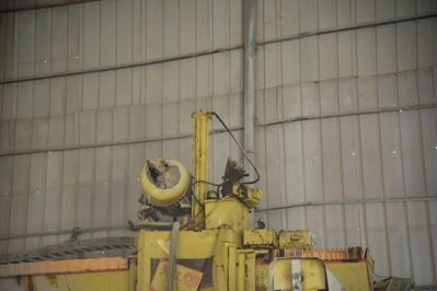 重拳出擊!南安市石井鎮開展石材企業污染整治行動,對三無石材廠機臺進行破壞處理